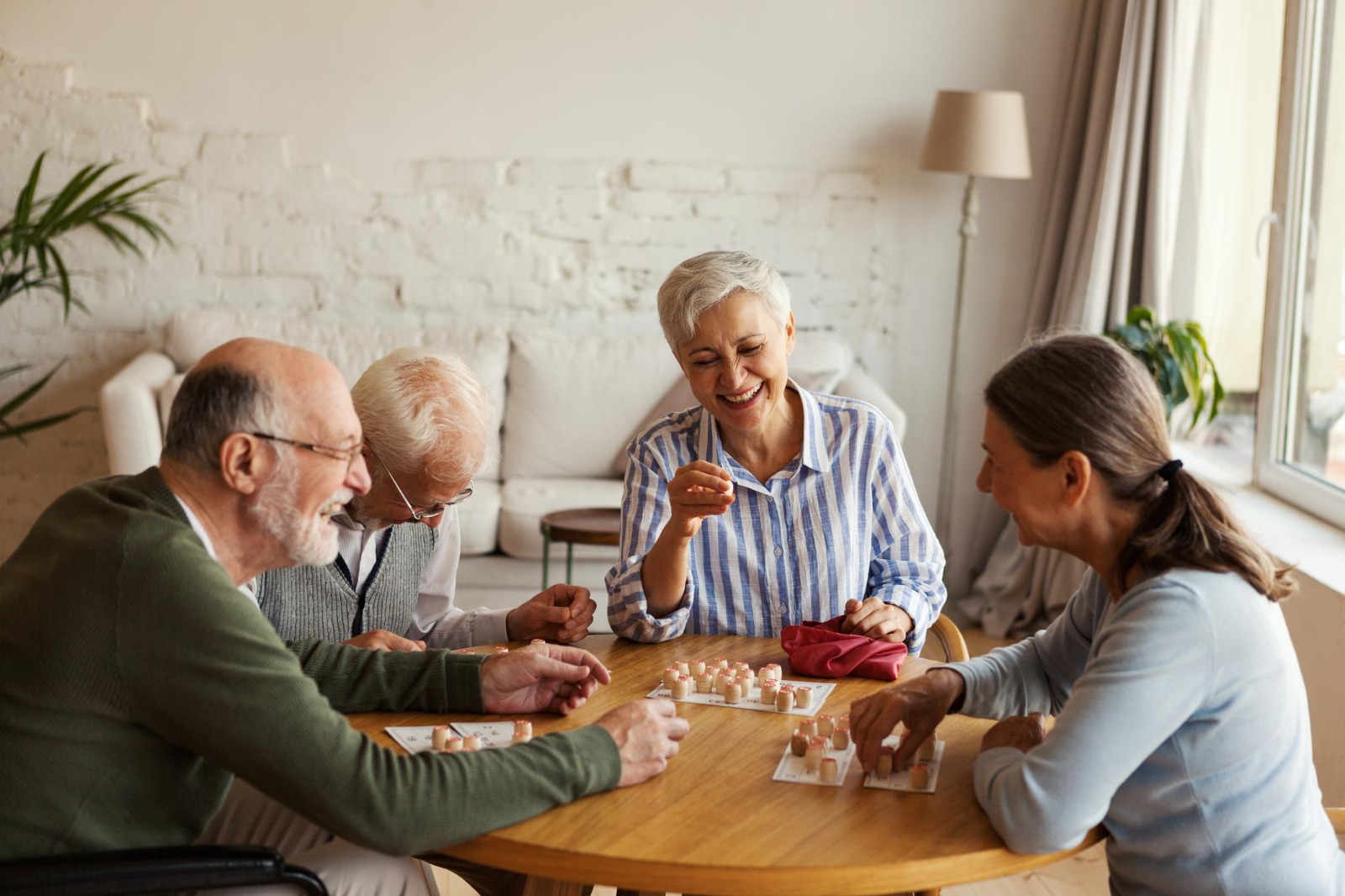 Residentes participando de uma atividade em grupo